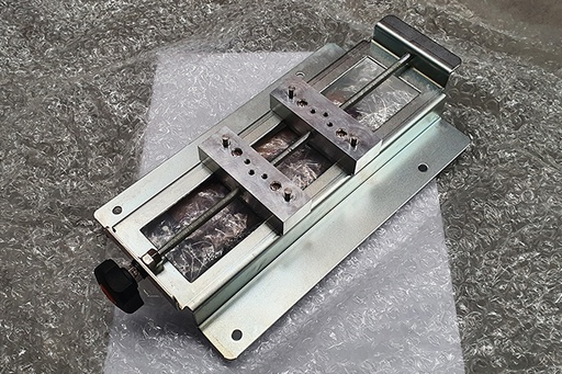 [ZV23C] ROLAND EGX300 350 MACHINE VICE